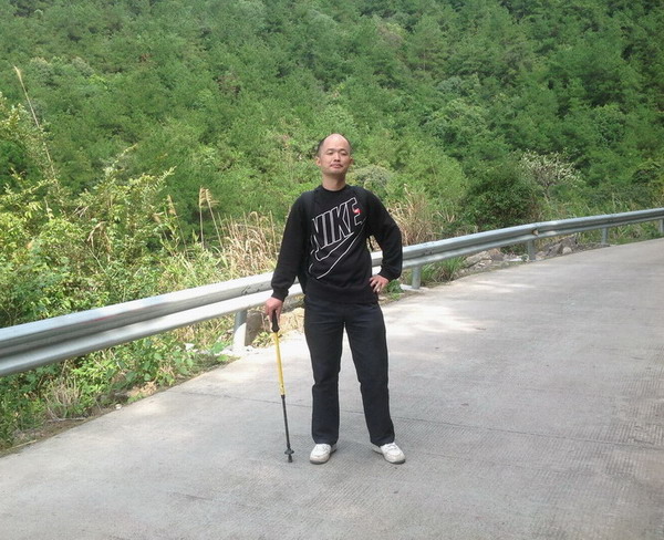 the founder of DuoDuo Handicrafts