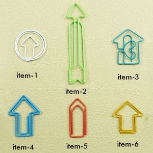 shaped paper clips in different arrowhead or arrowhead outlines
